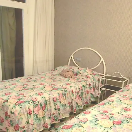 104655 - In Apartment *